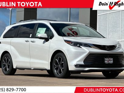 New 2026 Toyota Sienna Platinum