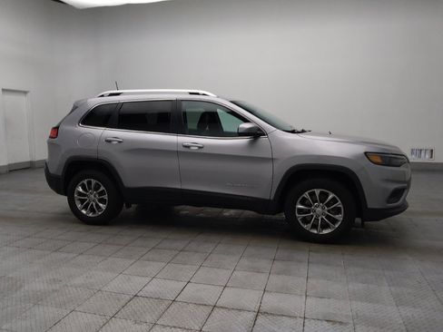 Used 2019 Jeep Cherokee Latitude Plus w/ Comfort/Convenience Group AWD/4WD image 11