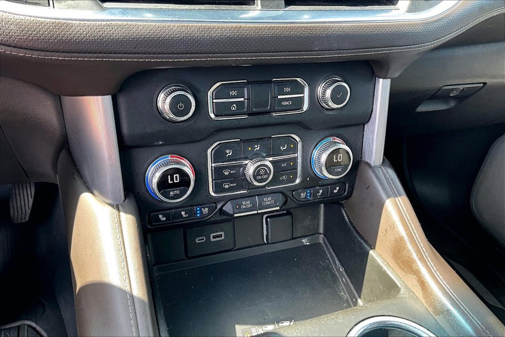 Used 2022 GMC Yukon XL SLT w/ SLT Premium Package AWD/4WD image 15