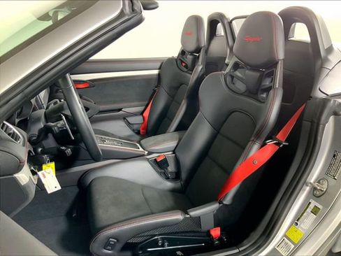 Certified 2021 Porsche 718 Boxster Spyder RWD image 5