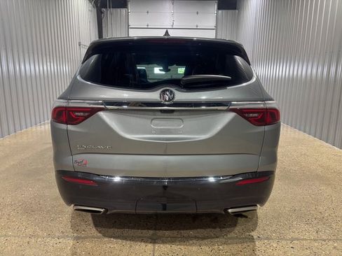 Used 2024 Buick Enclave Premium image 7