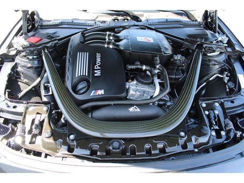 Used 2015 BMW M4 Coupe w/ Executive Package RWD image 36