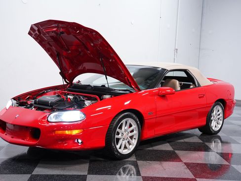 Used 2002 Chevrolet Camaro Z28 w/ SS Performance/Appearance Pkg RWD image 25