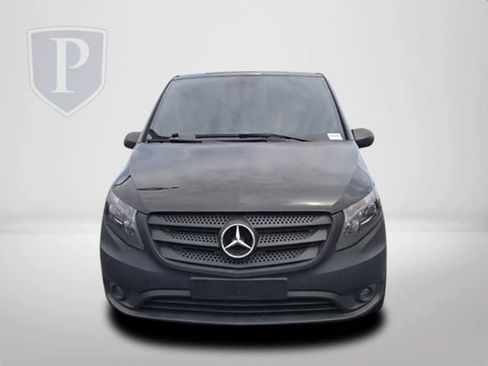 Used 2016 Mercedes-Benz Metris image 12