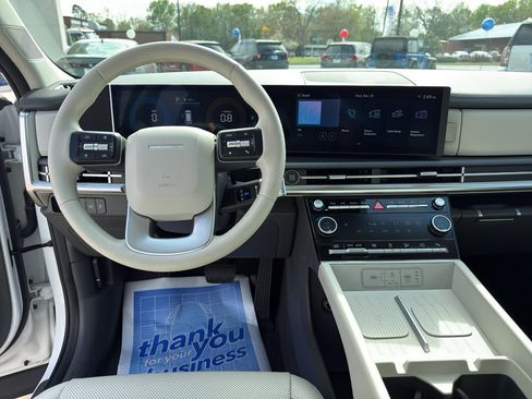 Used 2026 Hyundai Santa Fe SEL image 24