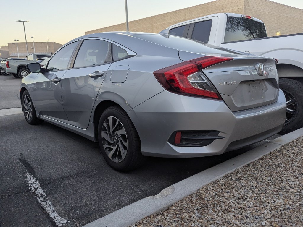 Used 2017 Honda Civic EX image 6