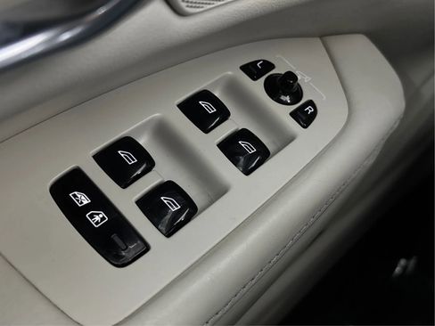 Used 2017 Volvo S90 T6 Inscription w/ Vision Package image 43