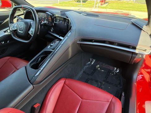 Used 2022 Chevrolet Corvette Stingray Coupe w/ 1LT image 32