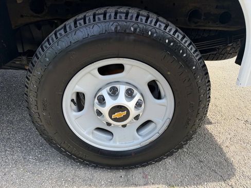 Used 2019 Chevrolet Silverado 2500 W/T w/ WT Convenience Package image 37