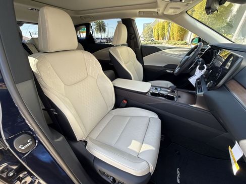 New 2026 Lexus RX 450h AWD image 26