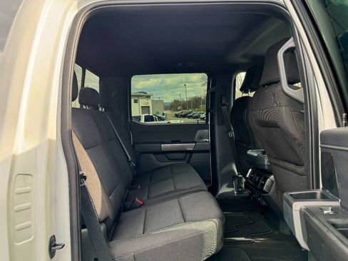 Used 2022 Ford F150 XLT w/ Equipment Group 302A High AWD/4WD image 16