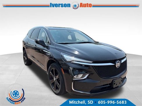 Used 2023 Buick Enclave Essence w/ Experience Buick Package AWD/4WD image 5