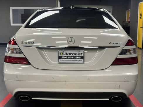 Used 2009 Mercedes-Benz S 550 4MATIC image 5