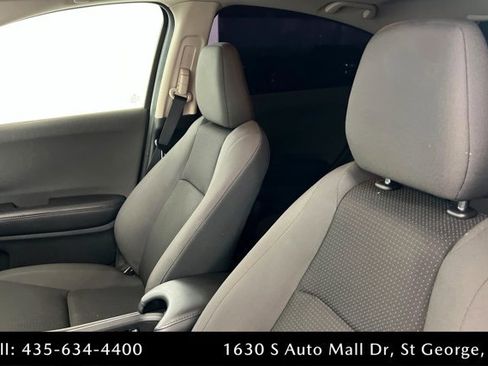 Used 2019 Honda HR-V EX image 16