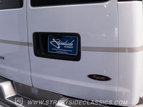 Used 2007 Chevrolet Express 1500 w/ Preferred Equipment Group RWD image 22
