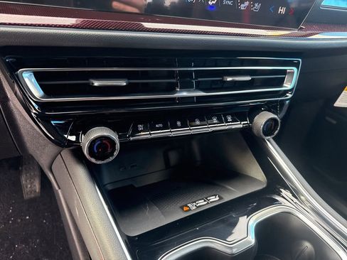 New 2026 Chevrolet Traverse RS image 29