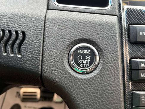 Used 2010 Ford Taurus SHO image 18