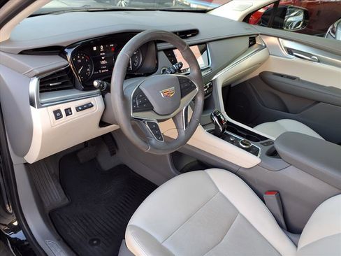 Used 2023 Cadillac XT5 Premium Luxury w/ Technology Package image 12