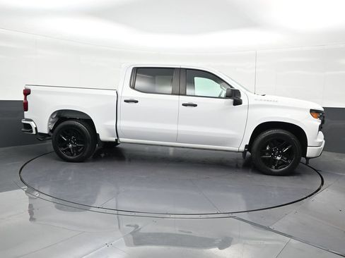 Used 2023 Chevrolet Silverado 1500 Custom RWD image 7