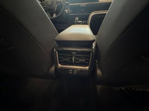 Used 2025 Toyota Crown Signia w/ Advanced Technology Package AWD/4WD image 38