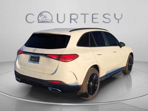 Certified 2026 Mercedes-Benz GLC 300 image 3