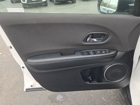 Used 2019 Honda HR-V EX image 22