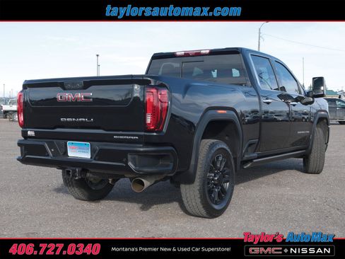 Used 2023 GMC Sierra 3500 Denali w/ Denali Black Diamond Edition image 5