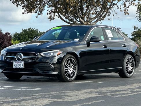 Used 2025 Mercedes-Benz C 300 Sedan image 8