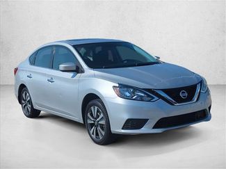 Used 2019 Nissan Sentra SV w/ Special Edition Package FWD video 3