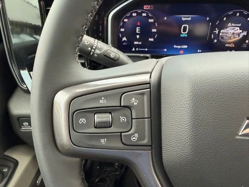 New 2026 Chevrolet Silverado 2500 ZR2 AWD/4WD image 33