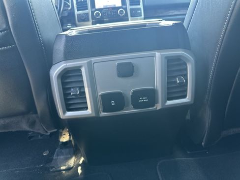 Used 2020 Ford F150 Lariat AWD/4WD image 22
