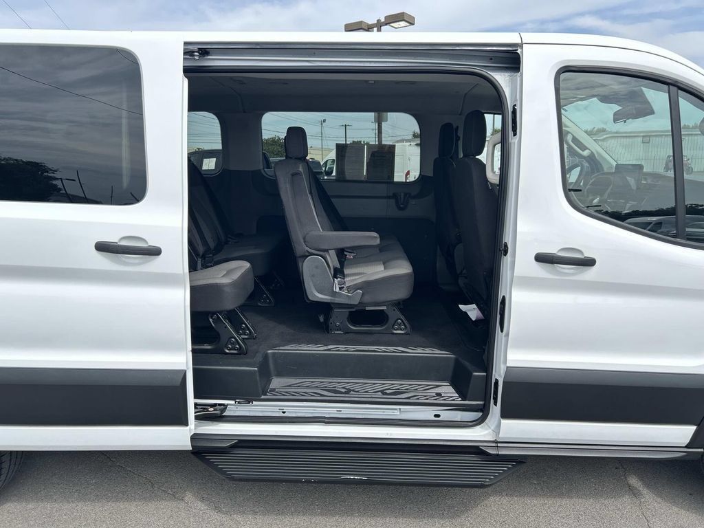 Used 2024 Ford Transit 350 XLT RWD image 20