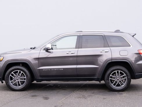 Used 2019 Jeep Grand Cherokee Limited w/ Luxury Group II image 29