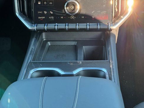 New 2026 GMC Acadia Elevation image 14