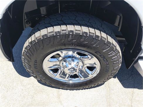 Used 2018 RAM 2500 Tradesman w/ Chrome Appearance Group AWD/4WD image 19