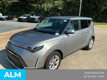 Used 2025 Kia Soul LX w/ LX Technology Package