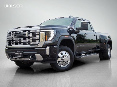 Used 2024 GMC Sierra 3500 Denali w/ Denali Reserve Package AWD/4WD image 1
