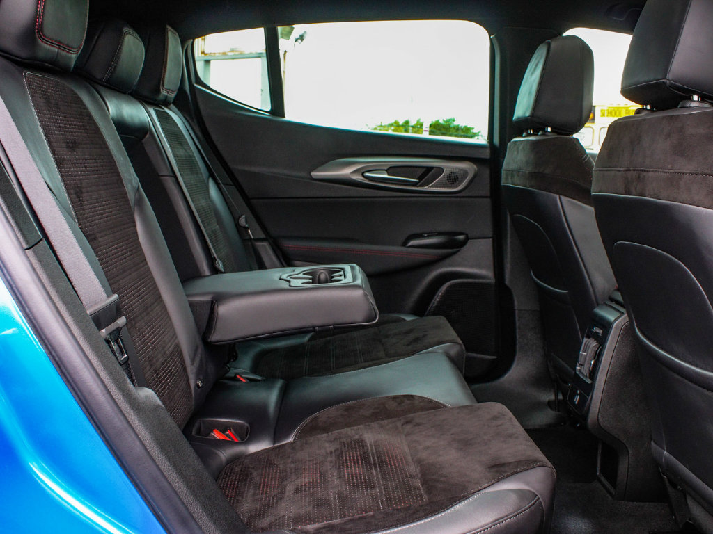 Used 2024 Dodge Hornet R/T Plus w/ Track Pack AWD/4WD image 39