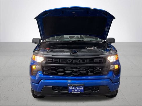 Certified 2023 Chevrolet Silverado 1500 Custom w/ LPO, Dark Essentials Package image 6