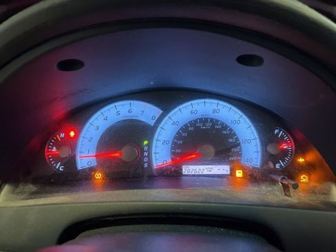 Used 2011 Toyota Camry SE w/ SE Extra-Value Pkg #1 image 7