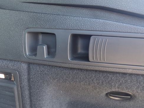 Used 2019 Audi SQ5 Prestige w/ Prestige Package image 22