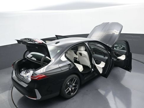 New 2027 BMW 530i xDrive AWD/4WD image 44