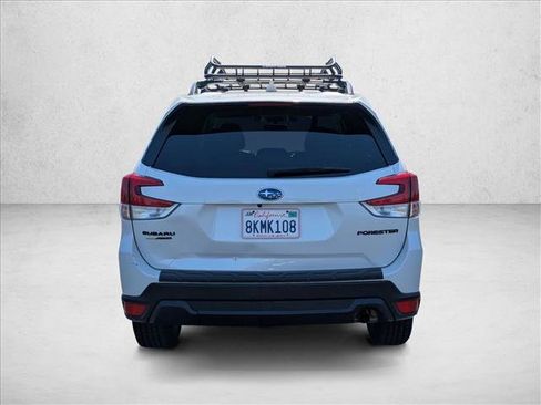 Used 2019 Subaru Forester Premium w/ All-Weather Package AWD/4WD image 7