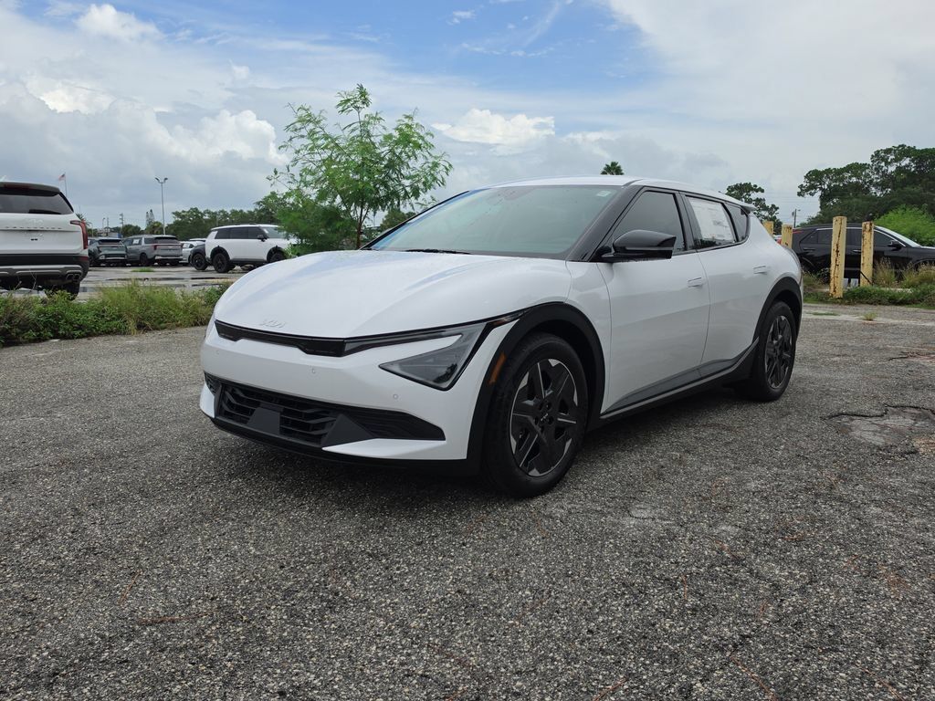 New 2026 Kia EV6 Light RWD image 4
