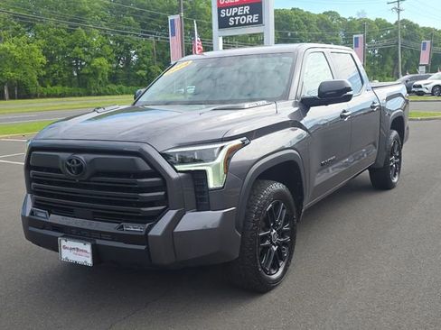 Used 2024 Toyota Tundra Limited AWD/4WD image 2