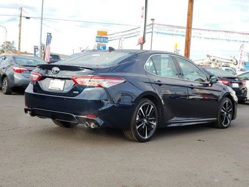 Certified 2018 Toyota Camry XSE FWD image 4