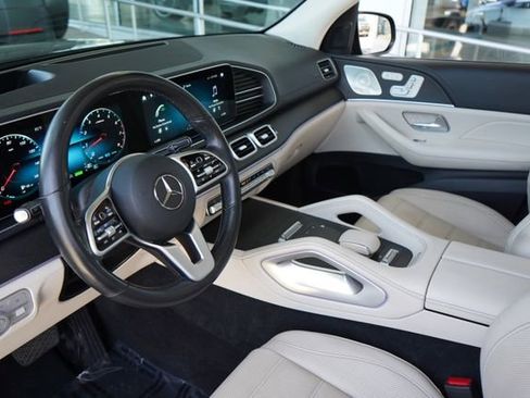 Used 2022 Mercedes-Benz GLS 450 4MATIC image 30