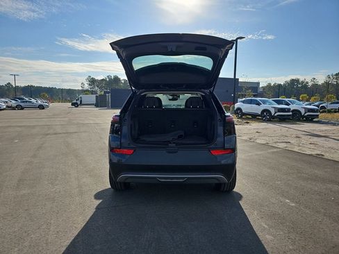 Used 2023 Chevrolet Bolt EUV Premier w/ Sun & Sound Package image 16