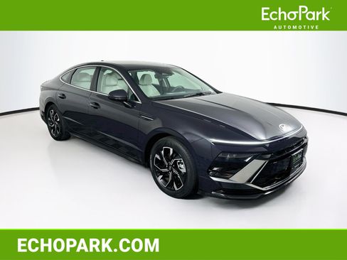 Used 2025 Hyundai Sonata SEL FWD image 1