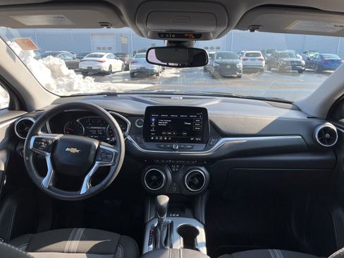 New 2025 Chevrolet Blazer LT w/ Convenience Package image 32